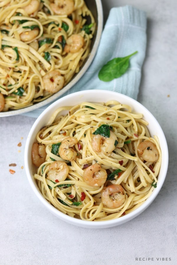 Easy garlic shrimp pasta. Made with shrimp, garlic, butter and parmesan cheese