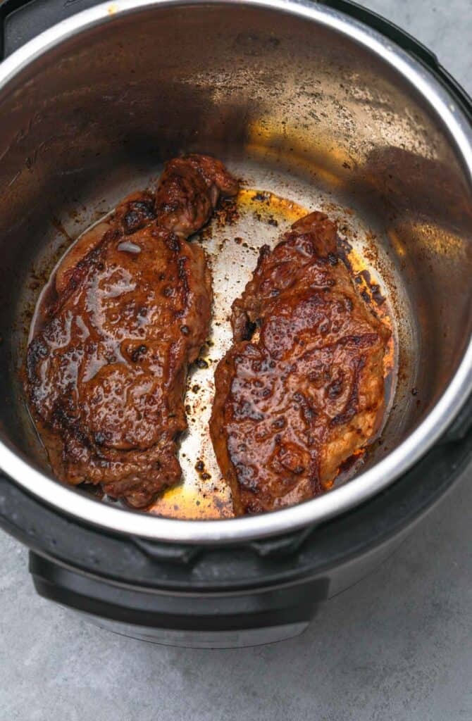 2 steak in instant pot pressure cooker.