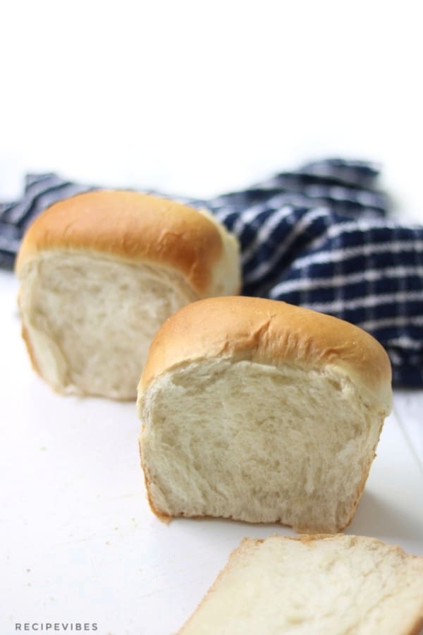 freshly baked homemade bread picture