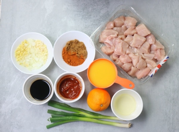 Picture displaying orange chicken ingredients