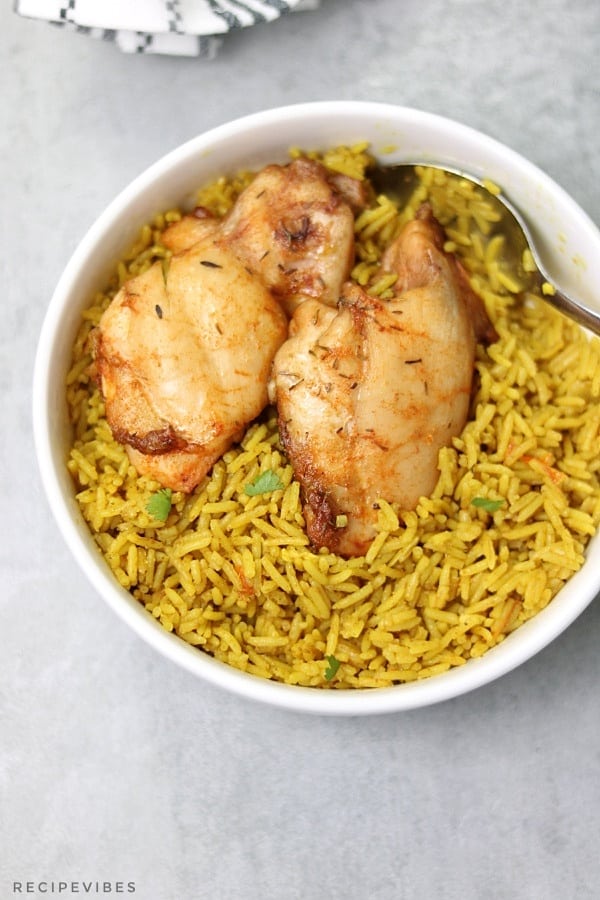 Curry rice served with grilled chicken