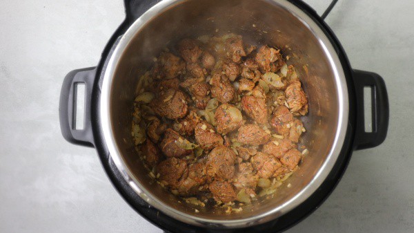 brown the beef in the instant pot