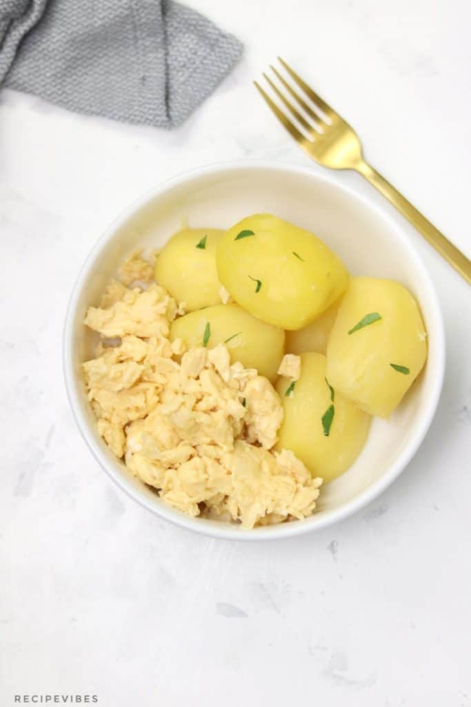 steamed potatoes and scrambled eggs