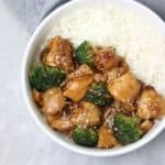 instant pot chicken and broccoli served on rice