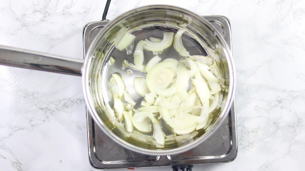 olive oil and onions in saute pan