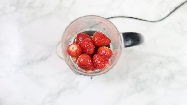 strawberries inside blender