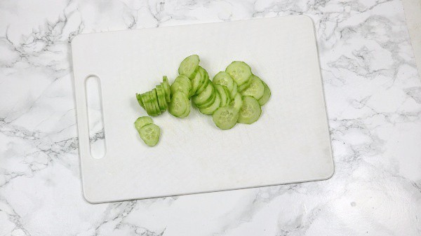 thinly sliced cucumber slices.