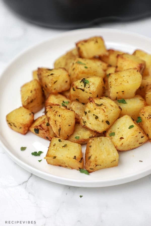 Air Fryer Potatoes (Air fryer Diced Potatoes) - Recipe Vibes