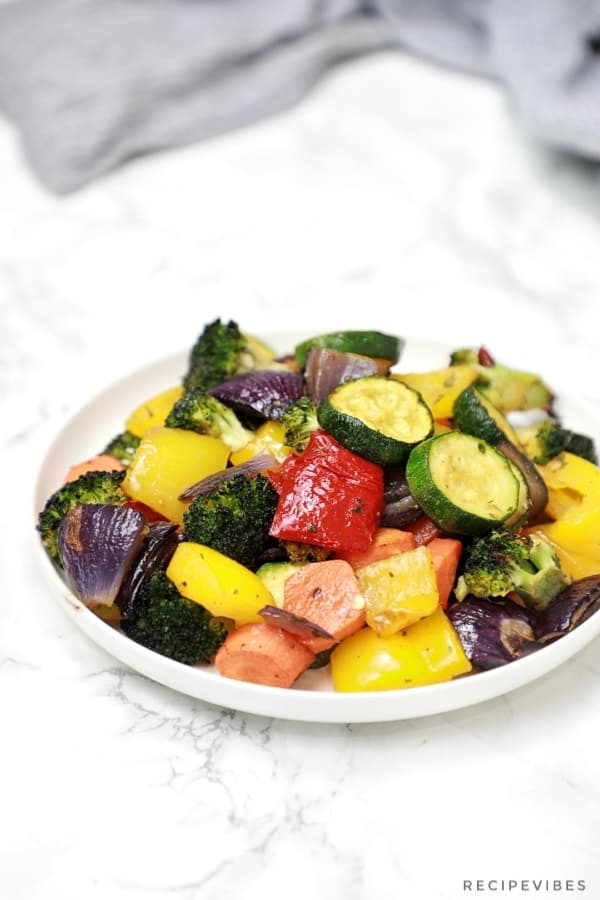 The roasted veggies displayed in a bowl.