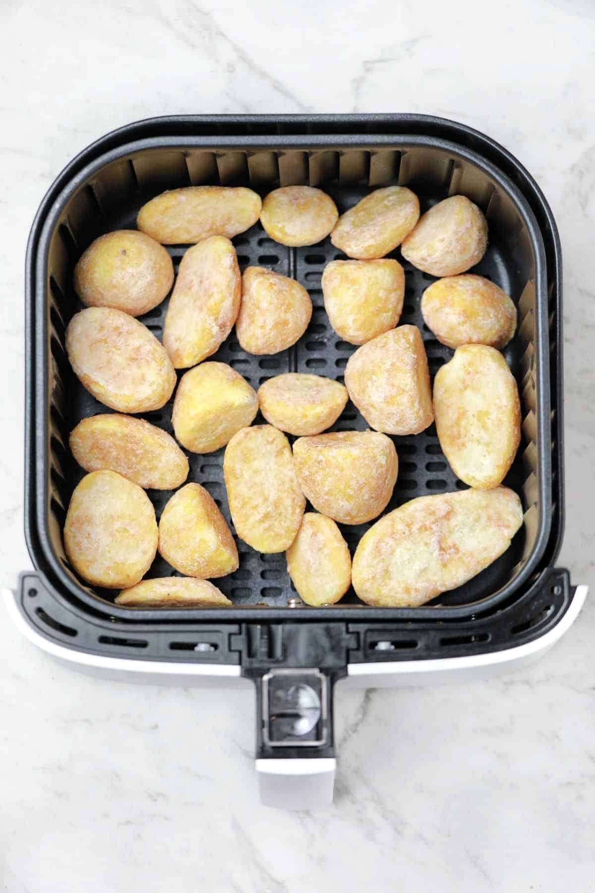frozen potaoes in air fryer.
