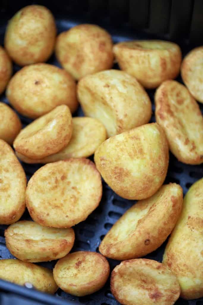 Frozen Potatoes In Air Fryer (Frozen Roast Potatoes) Recipe Vibes