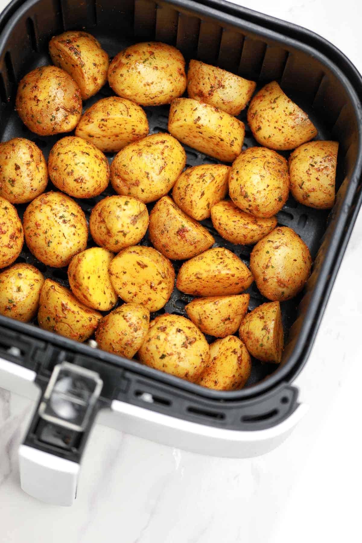 seasoned baby potatoes in air fryer.