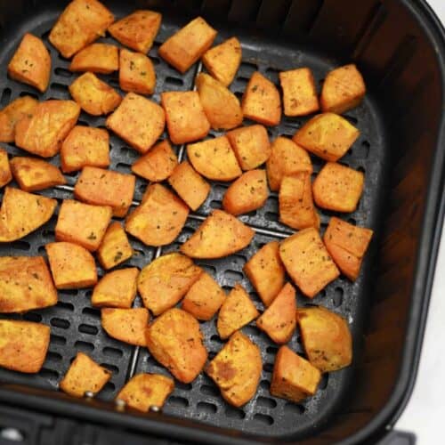 air fryer sweet potatoes displayed.