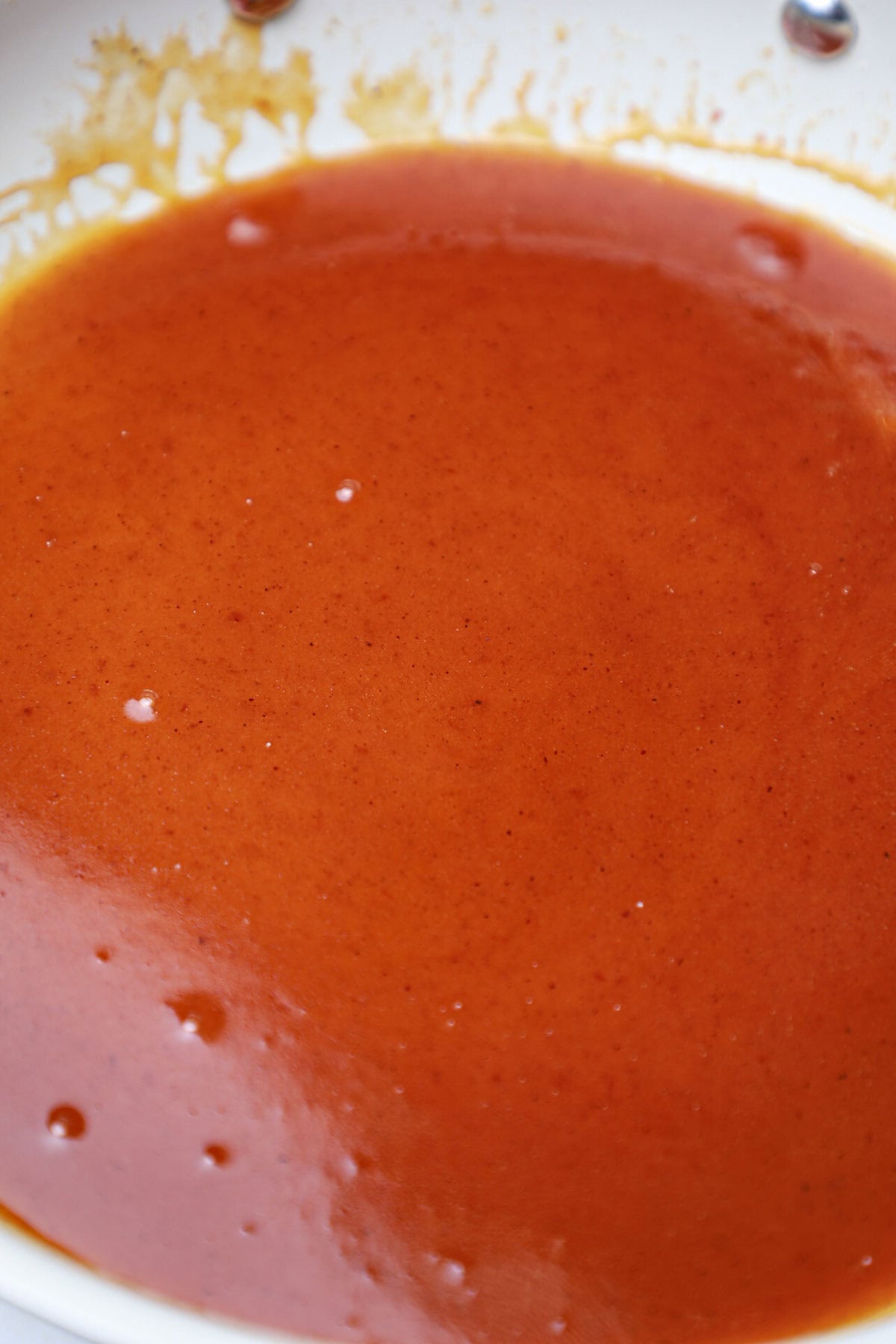 honey bbq sauce in a pan.